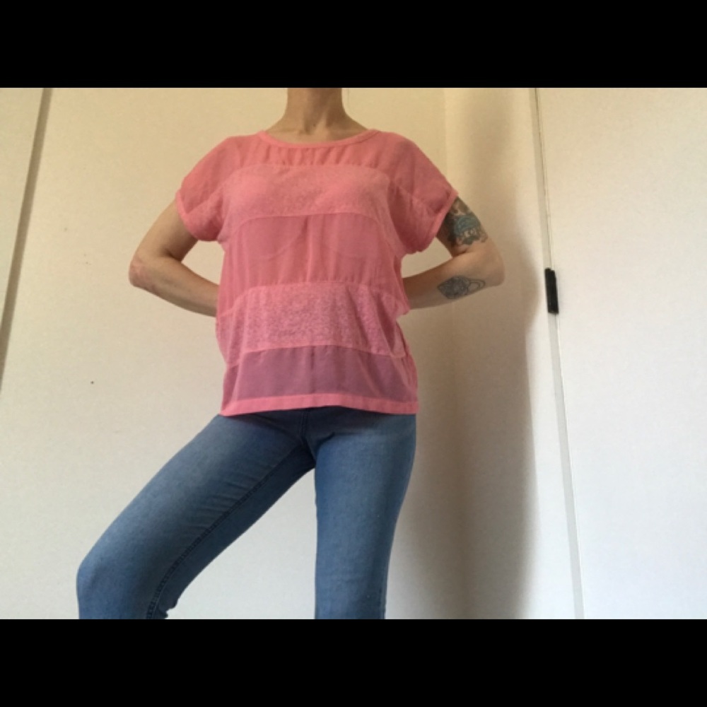 Forever 21 Barbie Pink Sheer/Solid Panel Short Sleeve Tee - Picture 5 of 15